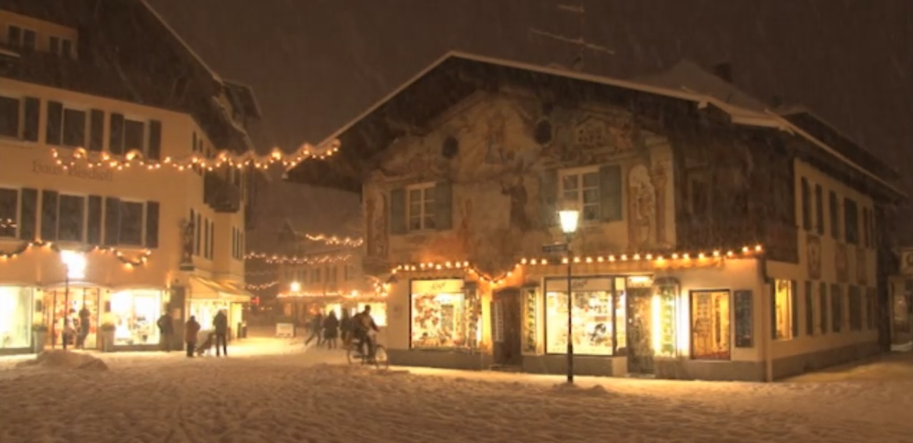 Screenshot of Show Break - ‘Holiday Season’