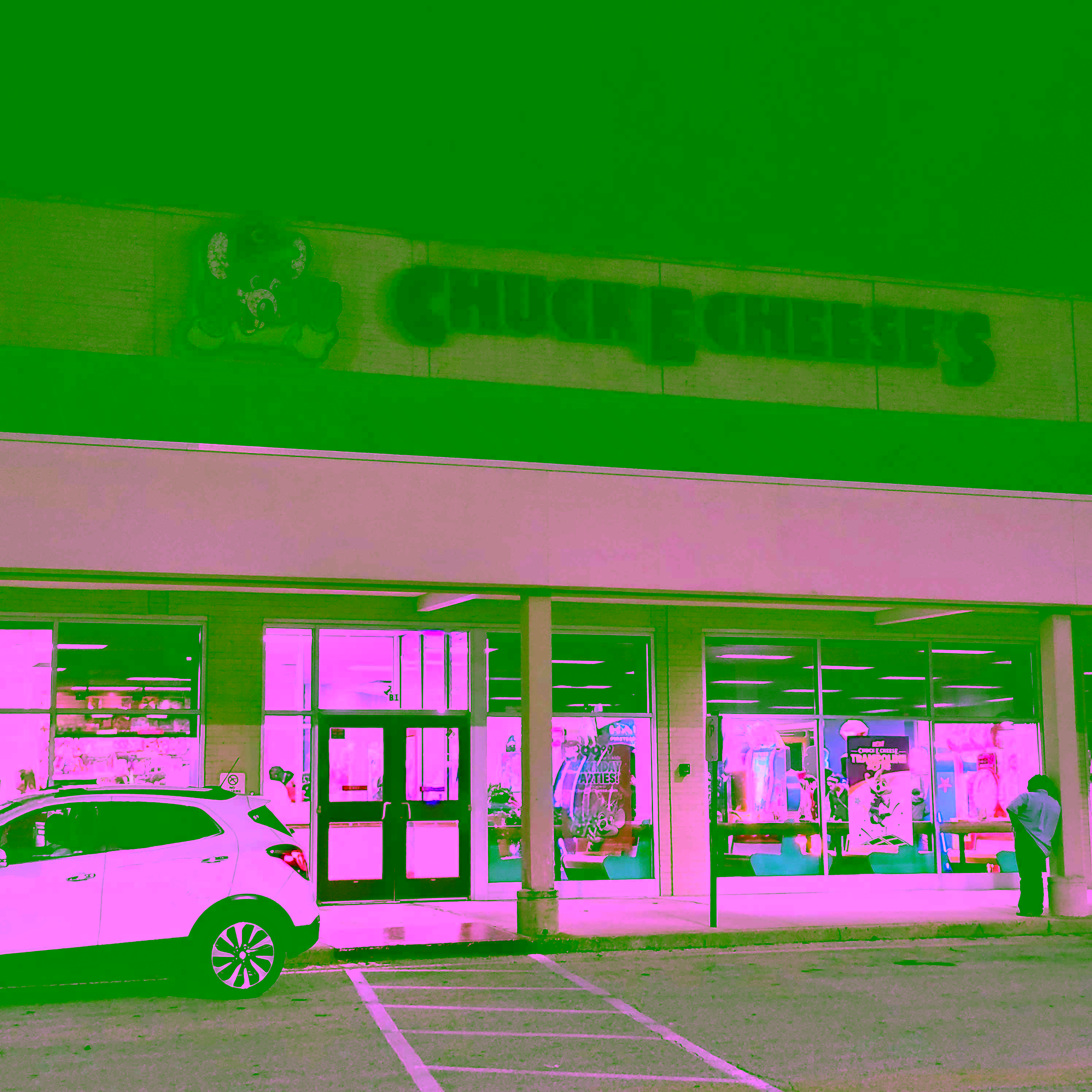 Jackson, TN (2021 North Highland Ave)