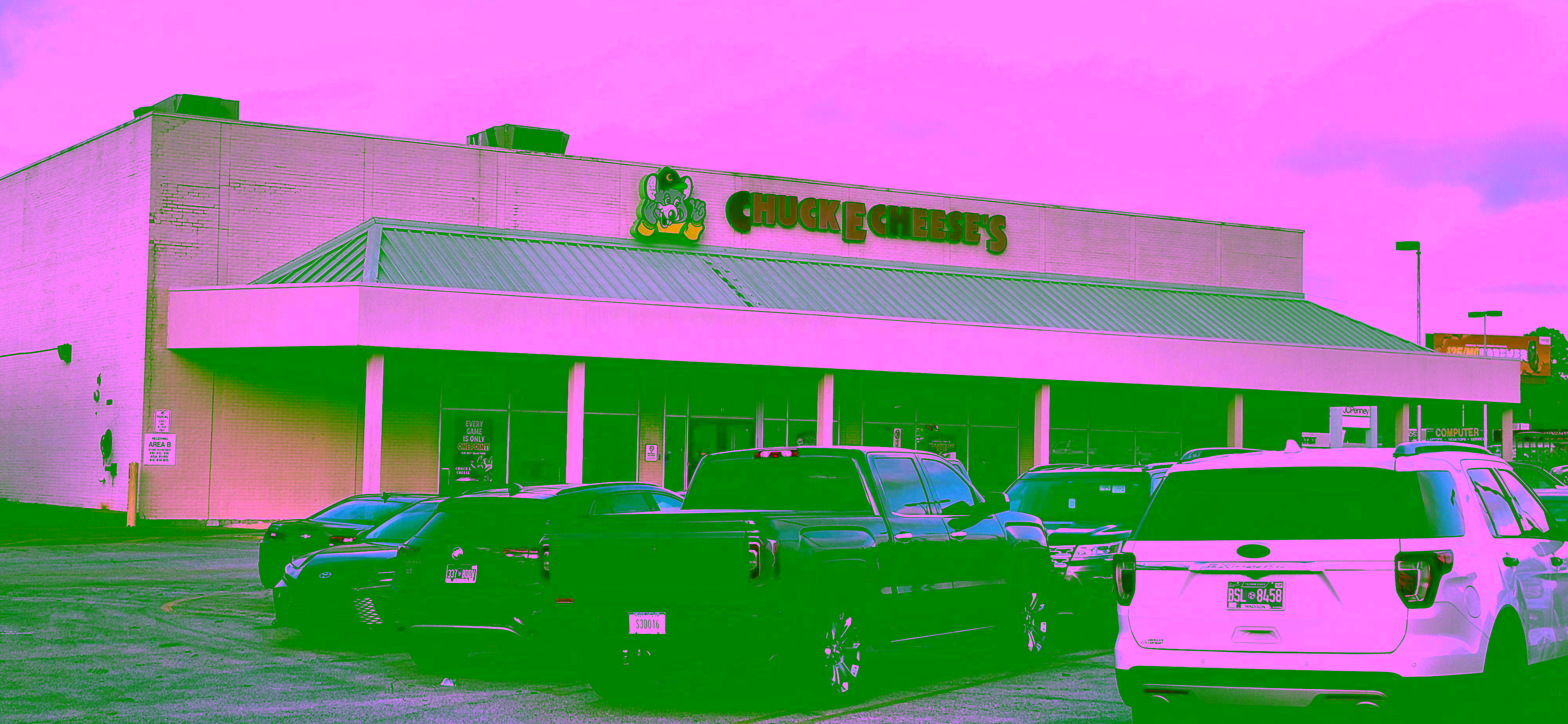 Jackson, TN (2021 North Highland Ave)
